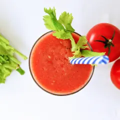 Zdrowy koktajl z pomidorów, który odmieni twoją dietę na lepsze