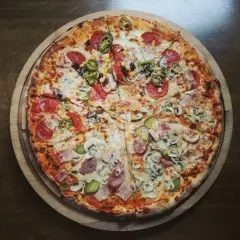 Ile kcal ma pizza neapolitańska? Zaskakujące kalorie w pizzy!