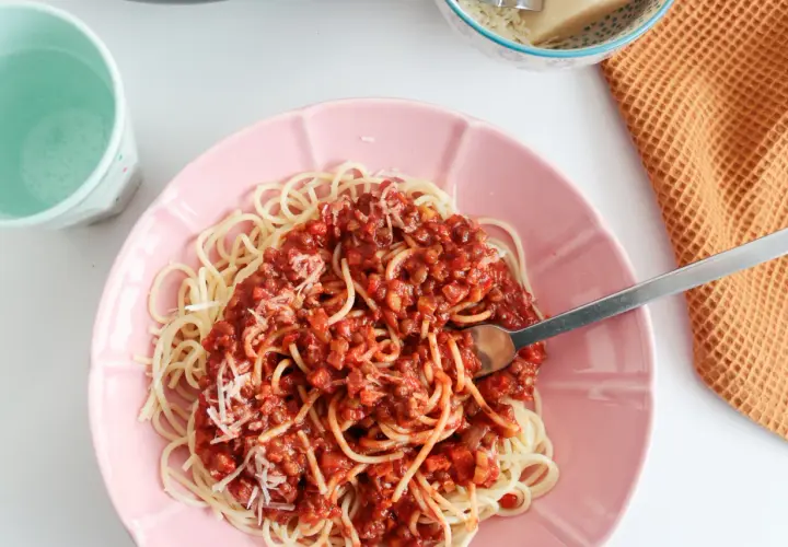 Wegetariańskie spaghetti bolognese, które zachwyci Twoje kubki smakowe