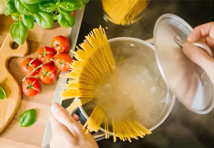 Jak długo gotować makaron, aby uzyskać idealną konsystencję al dente?