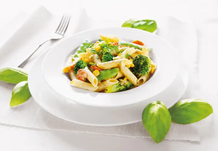 Szybkie i zdrowe przepisy na penne z warzywami, które pokochasz