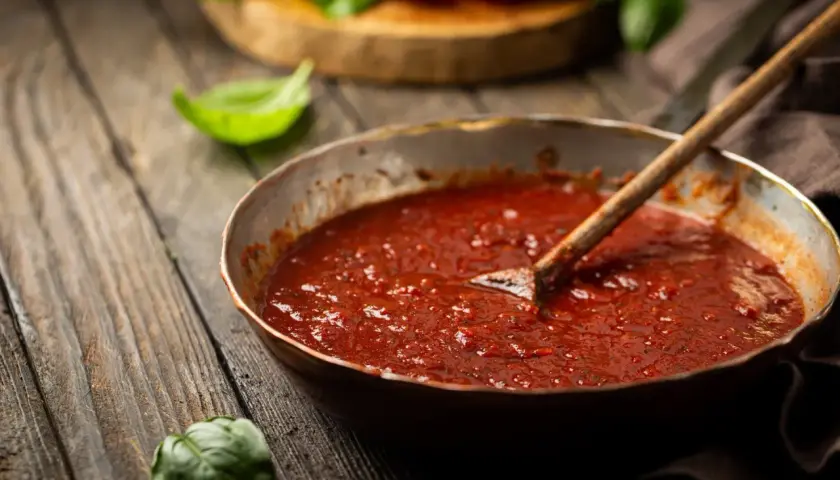 Jak skutecznie zagęścić spaghetti - sprawdzone metody na gęsty sos