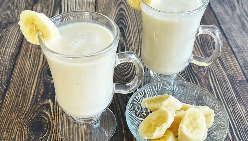 Jak przygotować zdrowy koktajl bananowy z płatkami owsianymi w 10 minut