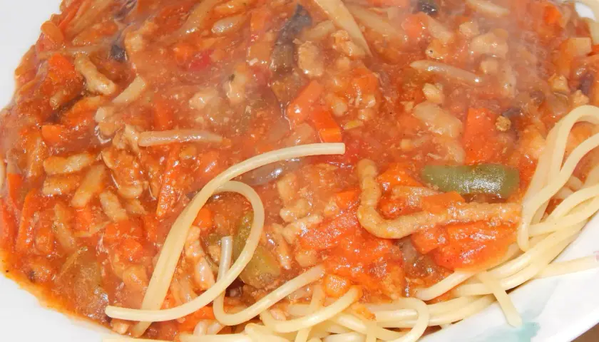 Pyszne spaghetti z marchewką – łatwy przepis na zdrowy obiad