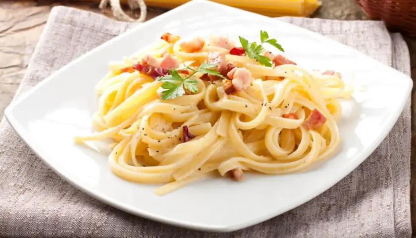 Jak przygotować idealne spaghetti alla carbonara bez śmietany
