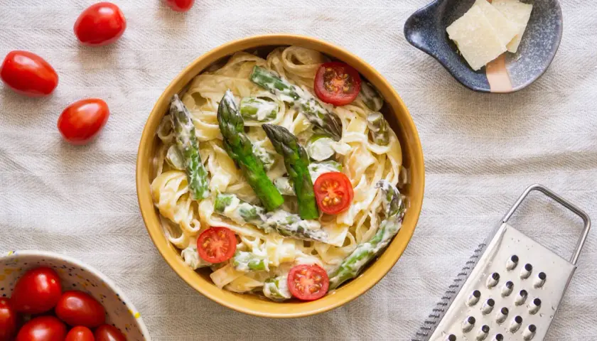 Szybkie spaghetti ze szparagami – pyszny przepis na łatwe danie