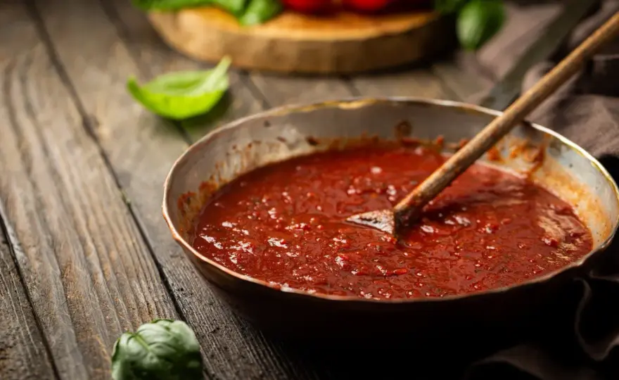 Jak skutecznie zagęścić spaghetti - sprawdzone metody na gęsty sos