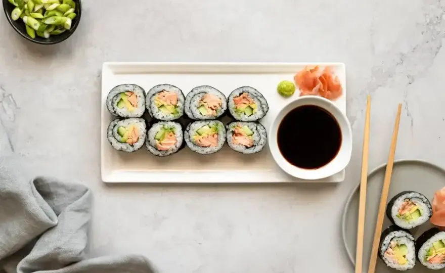 Hosomaki - jak zrobić cienkie rolki sushi na lekki obiad?