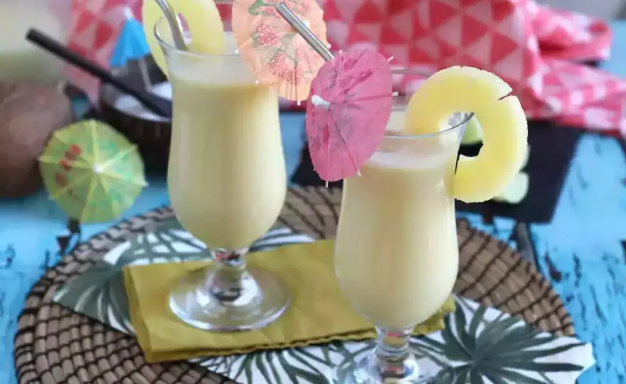Piña colada - Jak zrobić idealnie kremowy drink bez błędów?