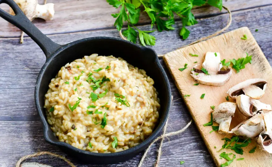 Jak zrobić ryż do risotto, aby uzyskać idealną kremową konsystencję