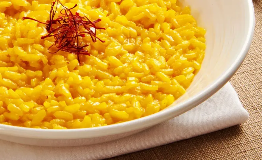 Risotto alla milanese - Jak uzyskać idealnie kremową konsystencję?