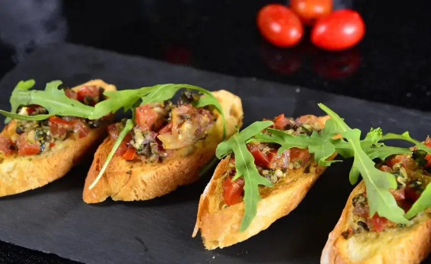 Hiszpańskie tapas na obiad - Jak je skomponować?